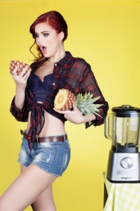 M&A Smoothie-2-Yellow-sans logo