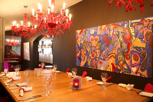 Petite Salle +á Manger