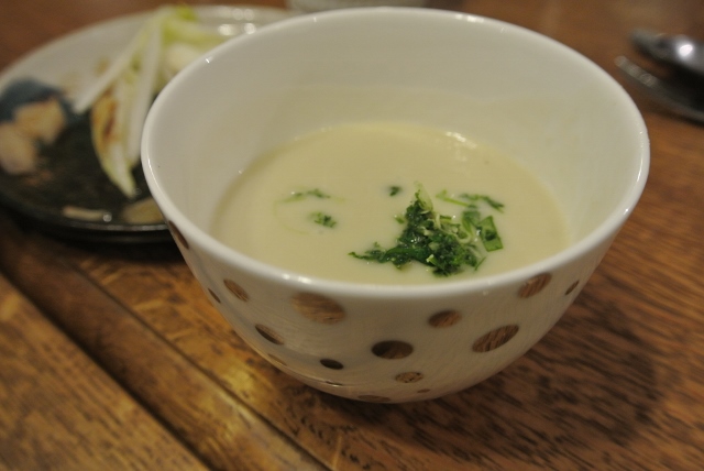 Humus botanical 002 (640x428)