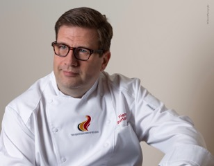 Pierre Burtonboy-portrait MC-BD