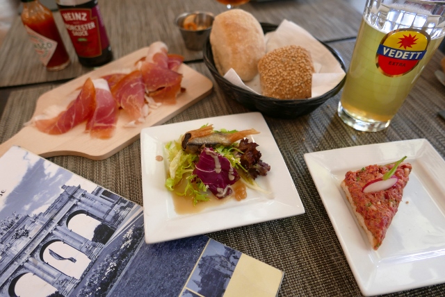 La Terrasse-bd-©Joëlle Rochette(1)