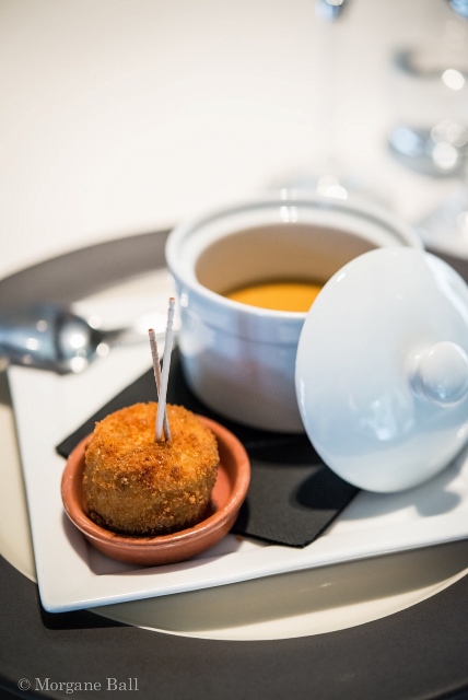 Mise en bouche-croquette-bisque (428x640)