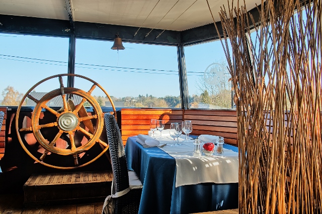 La Peniche-Gouvernail-bd