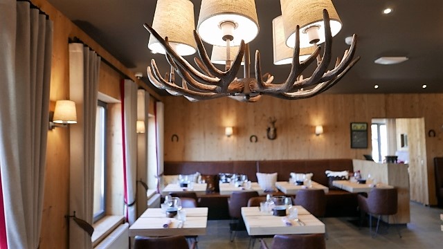 Au Cheval Blanc-©J. Rochette (1)-bd