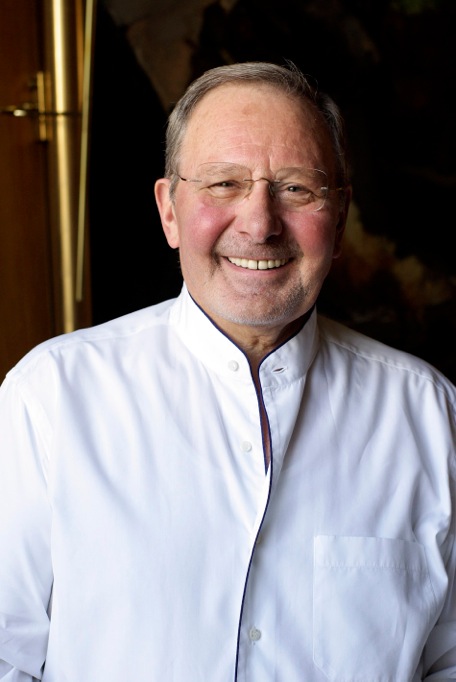 Pierre Wynants-Docteur Honoris Causa-PW-civil_IGP13891 (456x682)